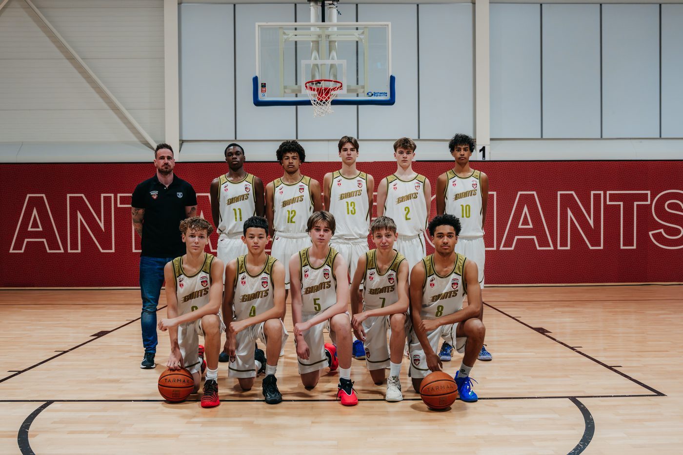 Teamfoto J16 A