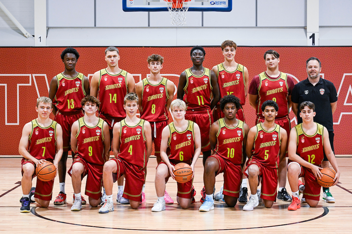 J18 B — Windrose Giants Antwerp