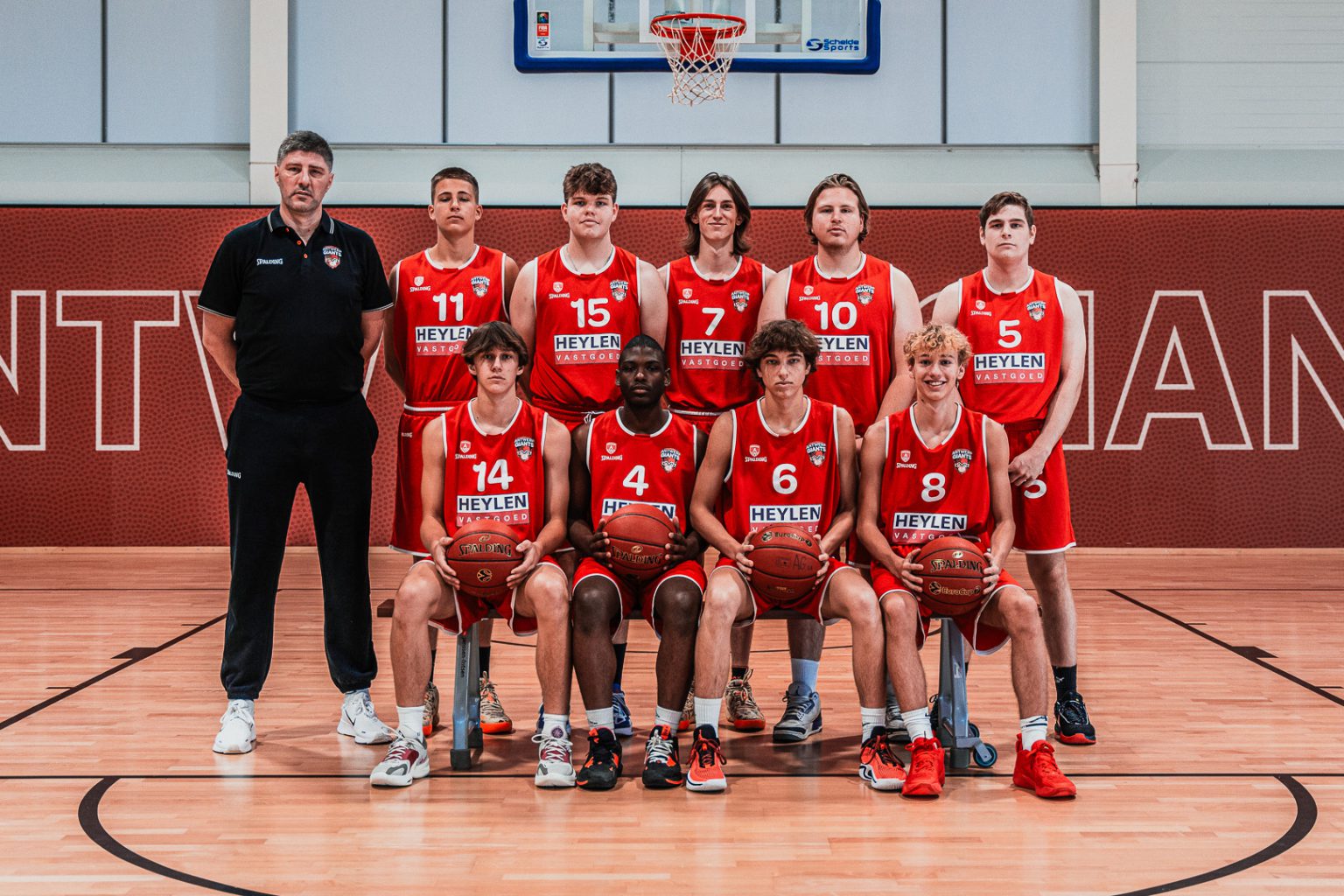 J21 B Giants Antwerp